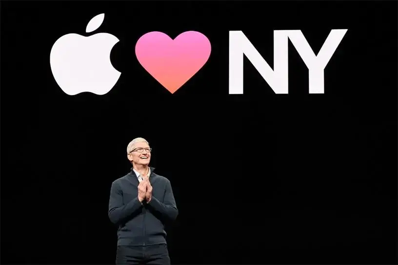 CEO-ul Apple, Tim Cook, spune că AR este viitorul