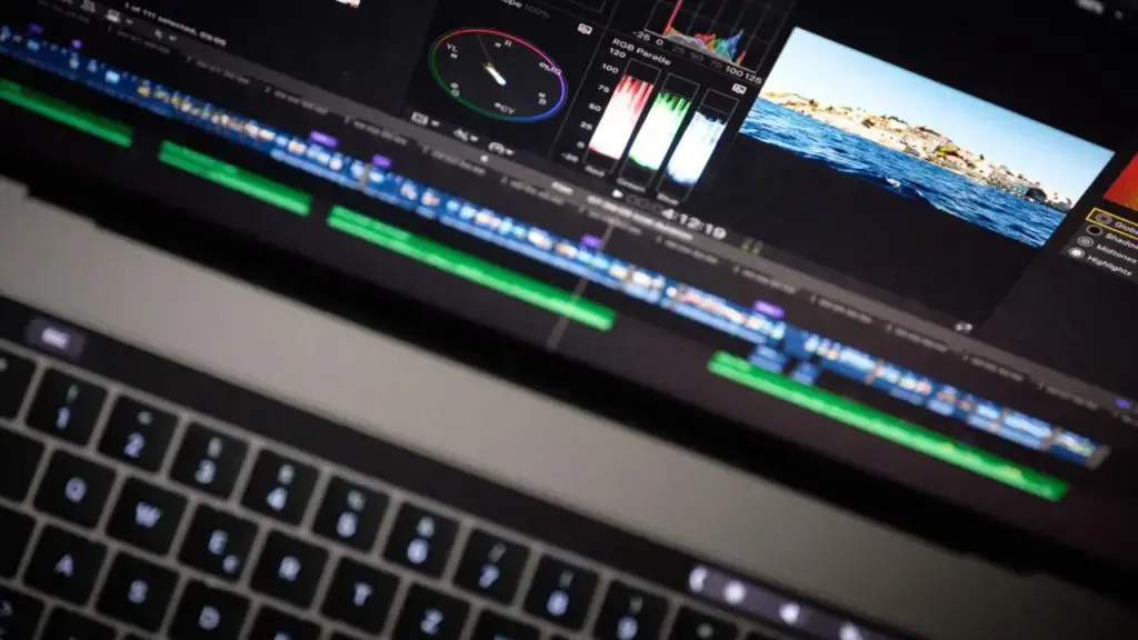 Final Cut Pro și Logic Pro