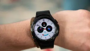 Galaxy Watch 4 actualizat