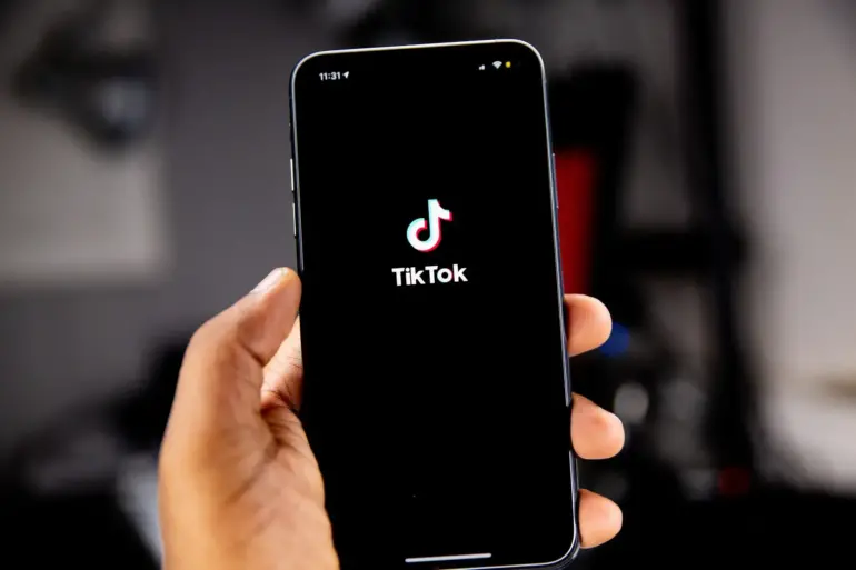 Cum să ștergi contul de TikTok