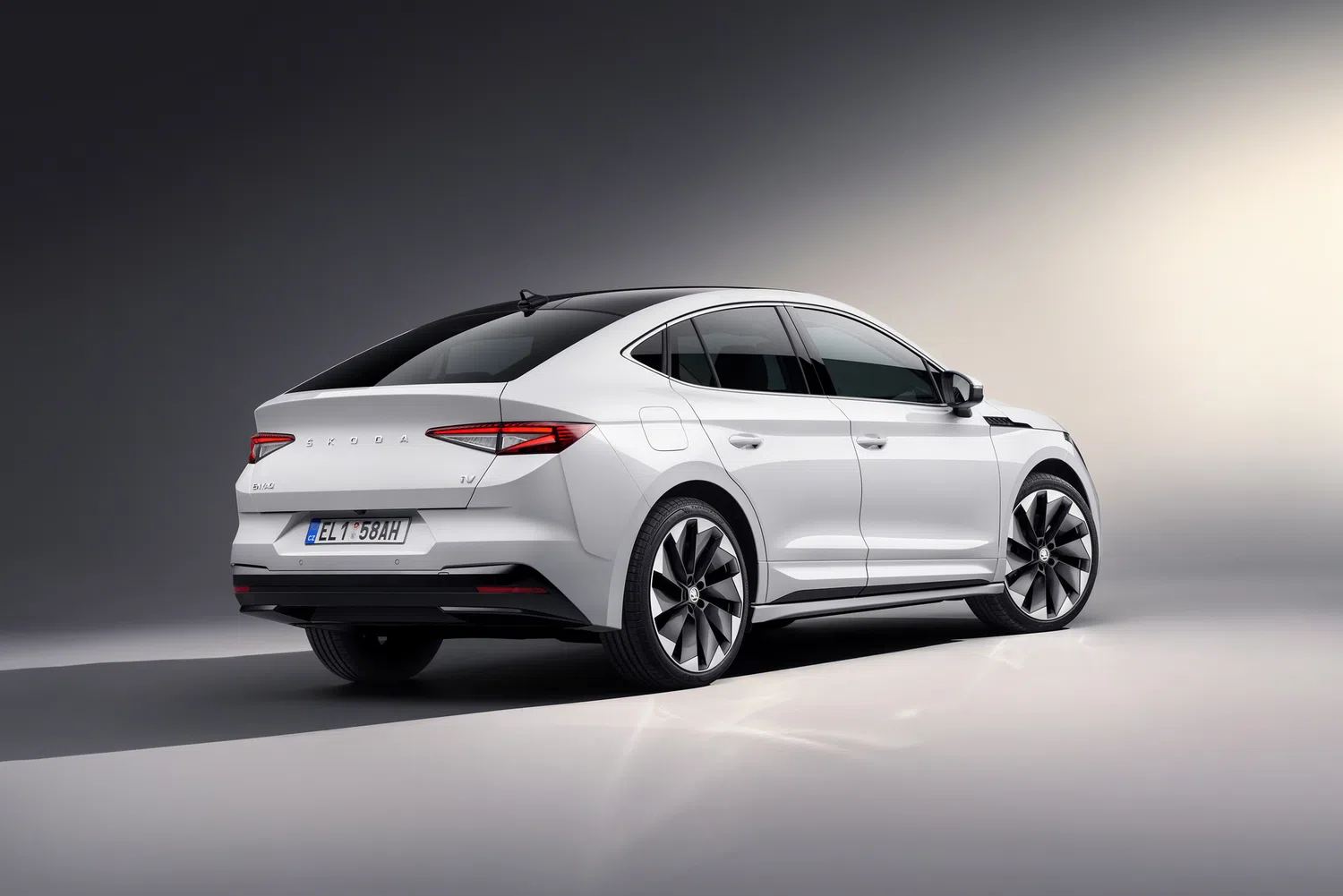 Skoda Enyaq Coupe iV electrică a fost prezentată cu versiunea RS de 295 CP