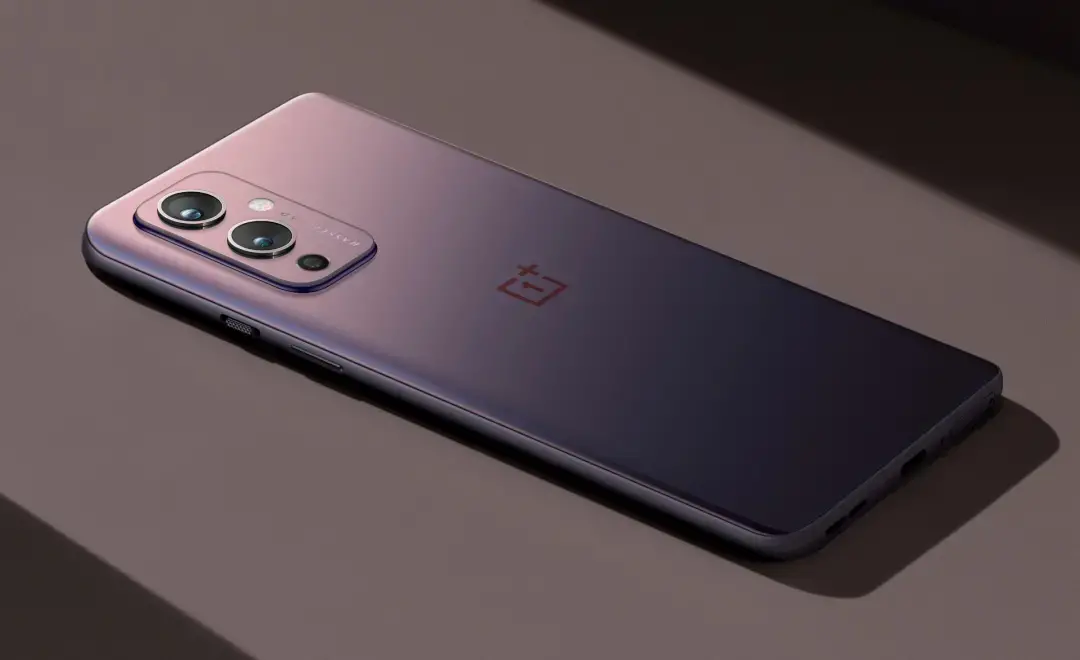 OnePlus pregătește un telefon mobil cu încărcare de 150W