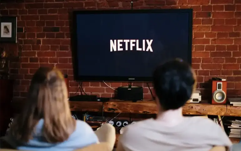 Netflix: un abonament cu reclame ar urma să sosească până la sfârșitul anului 2022