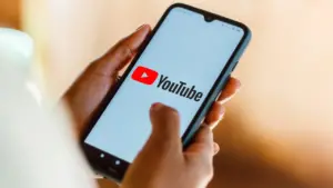 YouTube se schimbă complet! Iată noul design