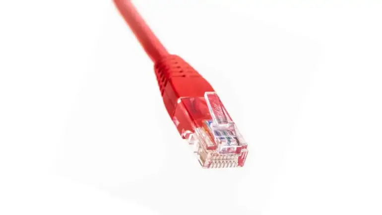 Internetul din România se schimbă în bine: Potrivit Ministerului Digitizării, viteza de internet va fi de acum înainte de minimum 100 Mbps în România