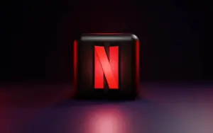 CEO-ul Microsoft analizează posibilitatea unei posibile achiziții a Netflix