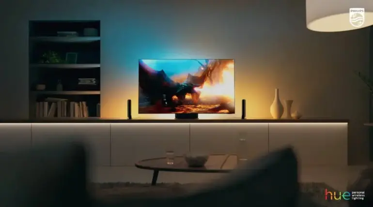 Philips Hue își extinde seria de produse de iluminat inteligent cu noi lumini de exterior și o aplicație Samsung TV