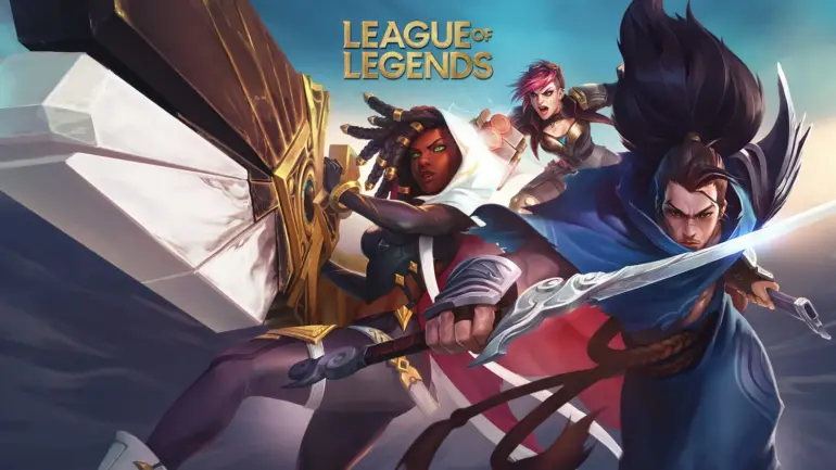 League of Legends a fost spart