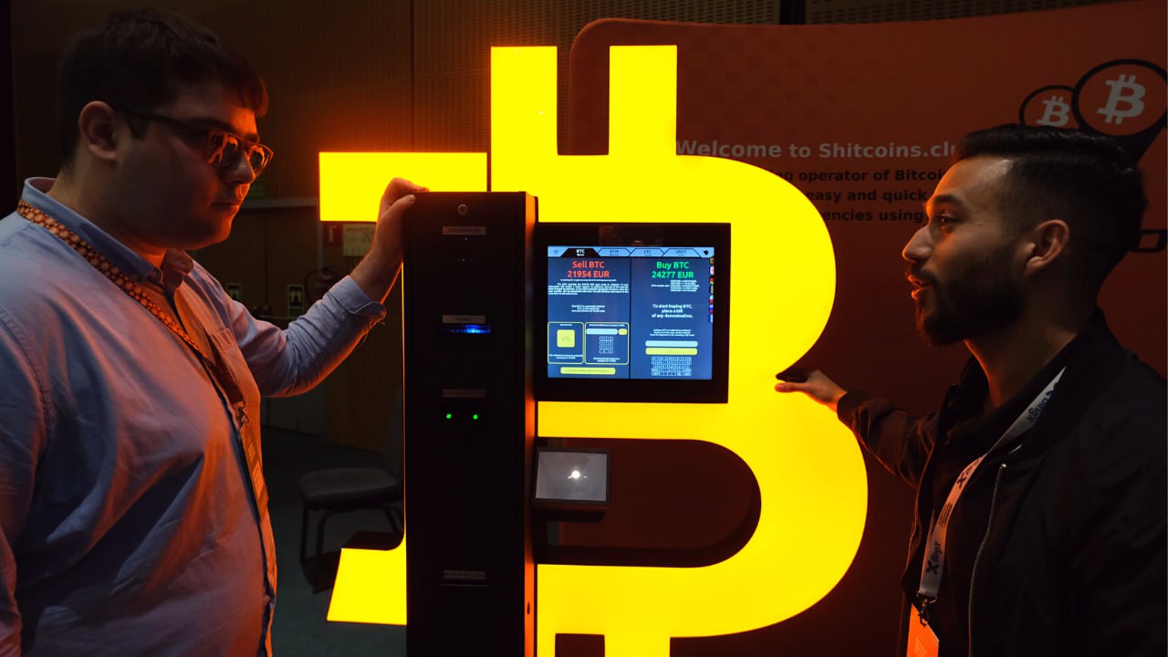 Cum să cumpărați Bitcoin (BTC) în 3 pași simpli | CoinJournal